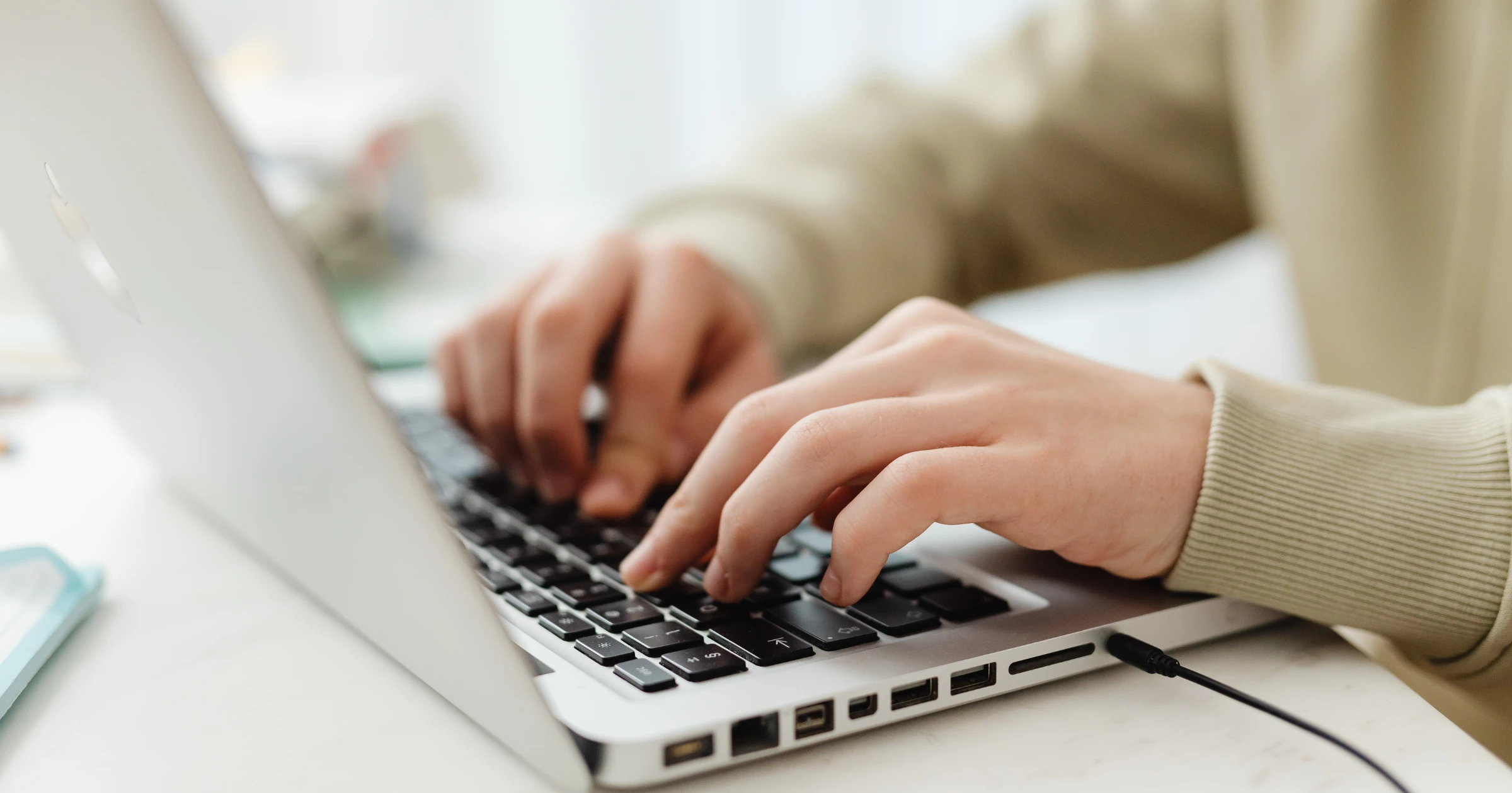 How to Build Topical Authority with a Business Blog (1).png