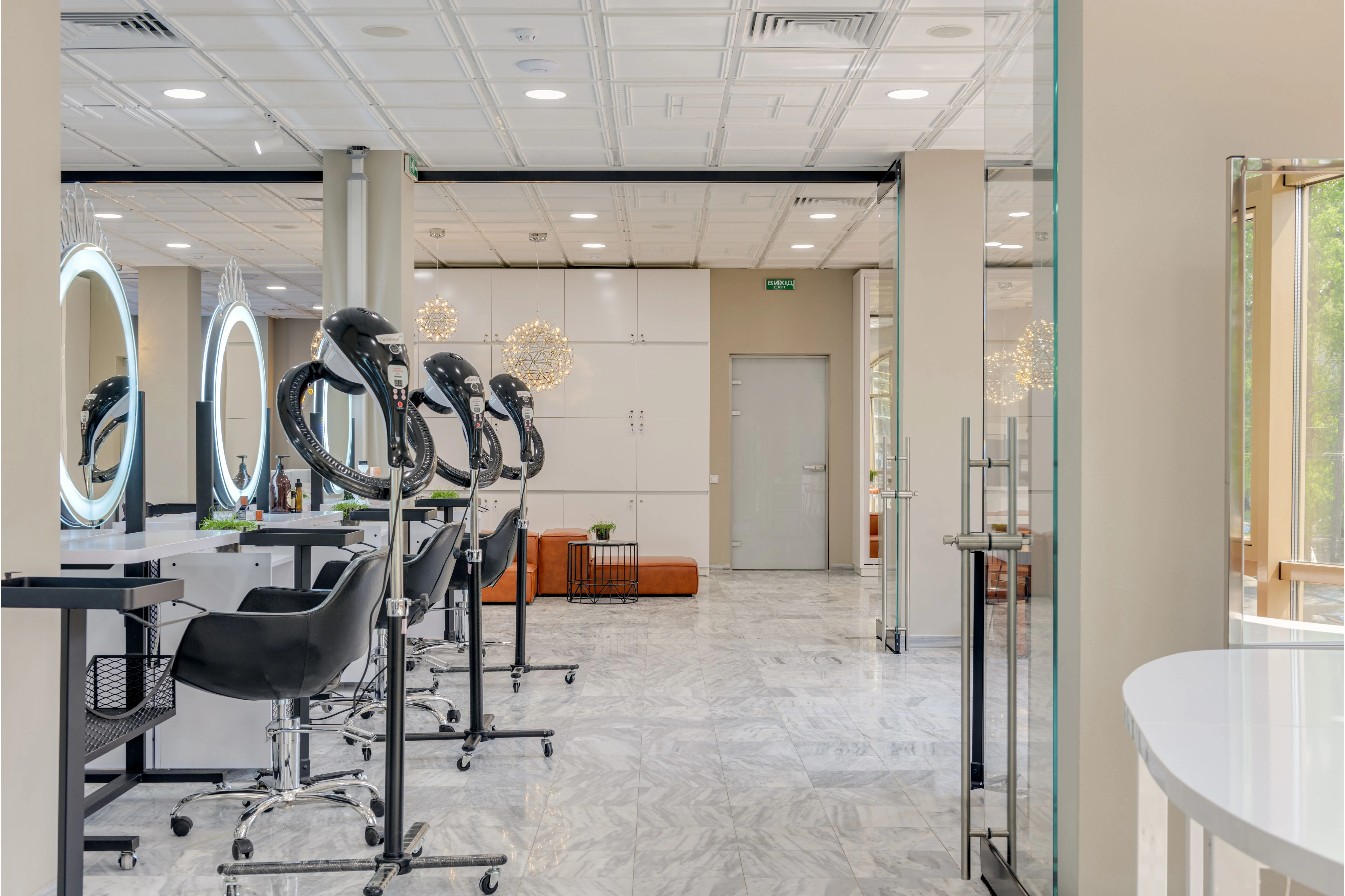 Mallorca Salon 2.jpg