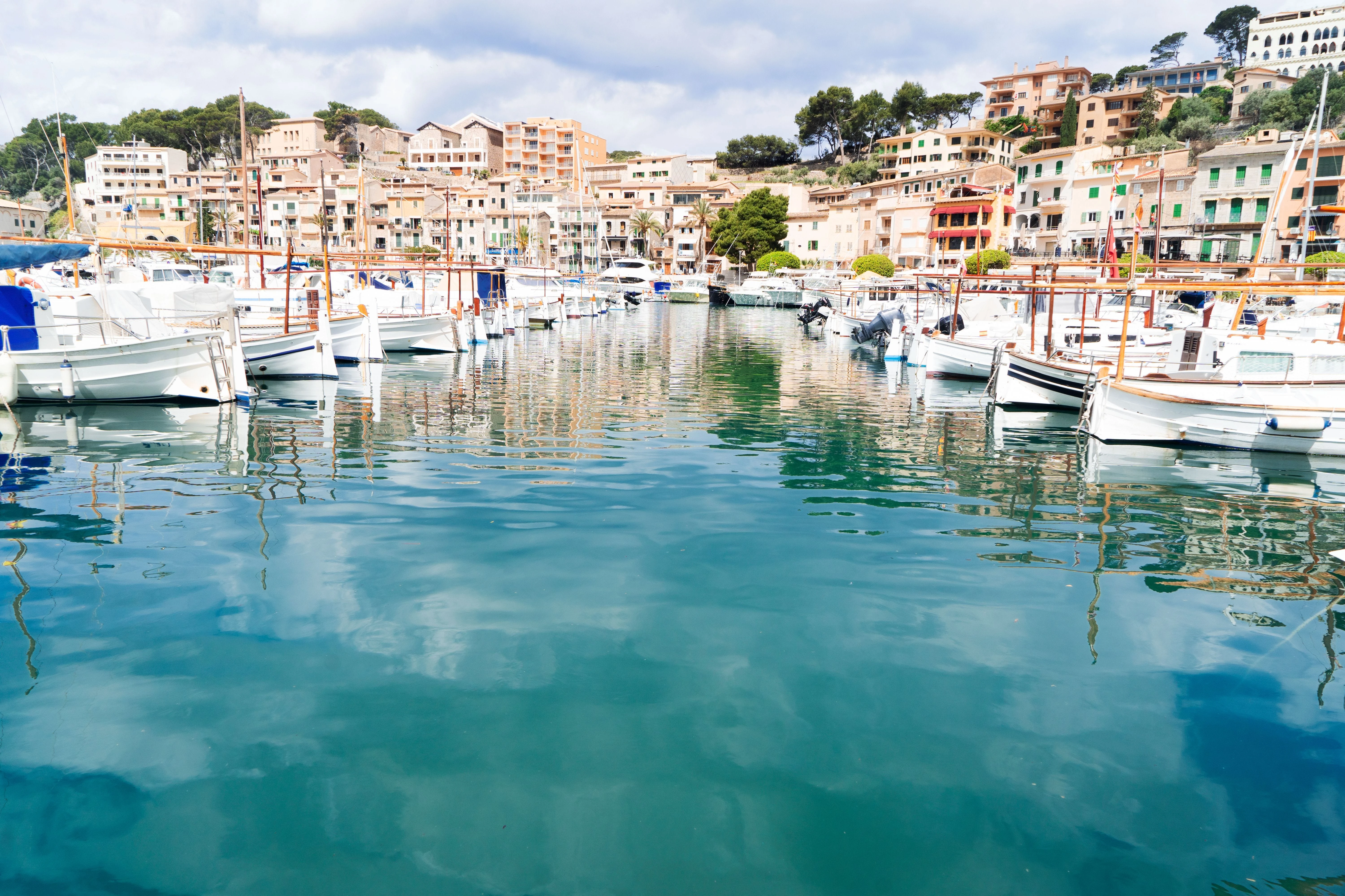 A Gastronomic Journey: Discover the Top 7 Restaurants in Soller, Mallorca