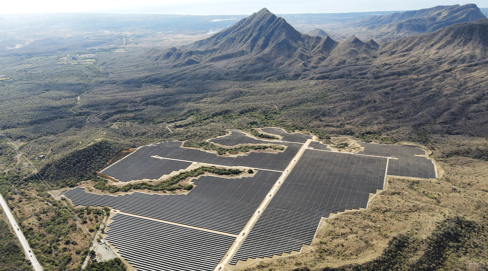 Caribbean: TotalEnergies Expands its Partnership with AES from LNG to Renewable Energy