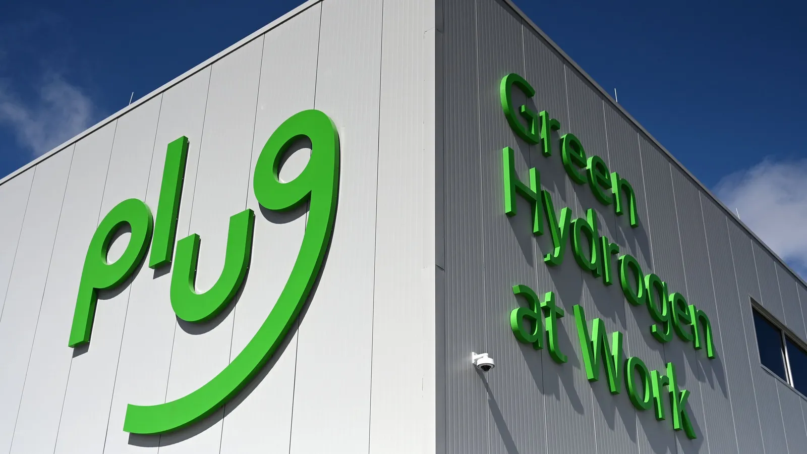 Plug and Arcadia eFuels Sign Strategic Partnership Covering More Than 1 GW of e-SAF Projects, Starting with 280 MW to Turn Danish Renewable Electricity into Jet Fuel