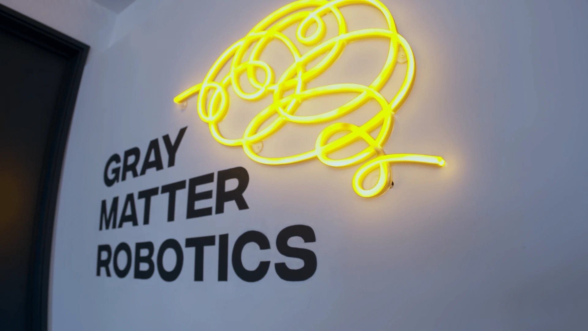 GrayMatter Robotics Awarded AFWERX Direct-to-Phase II SBIR Contract for Advanced Robotic Finishing System