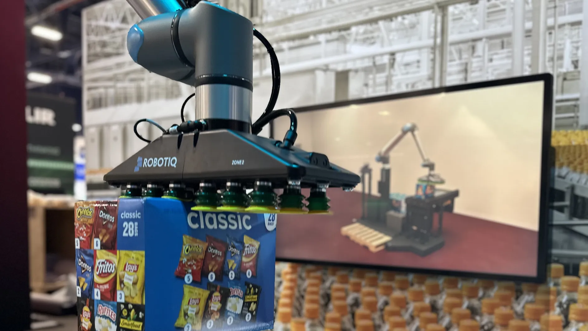 Universal Robots and Robotiq showcase next-gen palletizing solution at CES 2026 in collaboration with Siemens