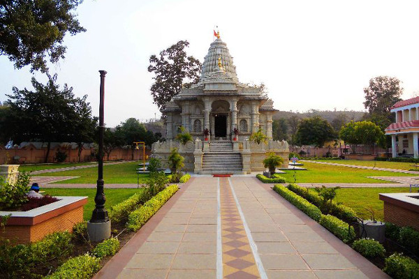 Aurangabad to Jalgaon Cab